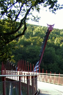 Auf der Drachenbrücke